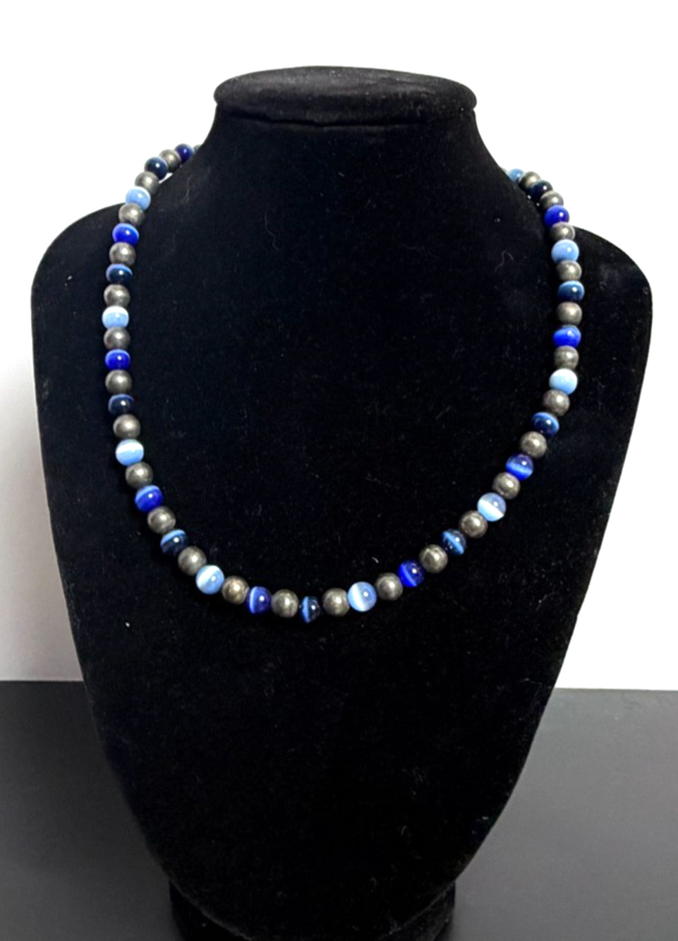 Blue Fiber Optic Cat’s Eye Glass & Pewter Tone Beaded Toggle Necklace 16”